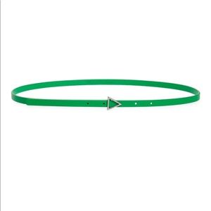 Bottega Veneta Triangle Buckle Skinny Leather Belt Parakeet - Silver